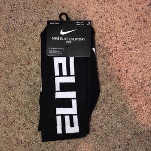 Nike Elite Everyday basketball socks